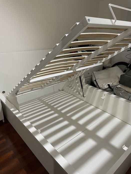 MALM cama c/arrumação