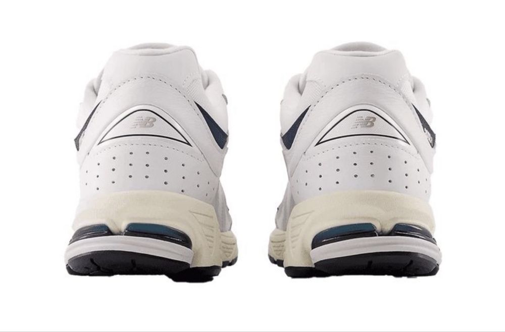 Оригінальні New Balance 2002R WHITE NATURAL INDIGO