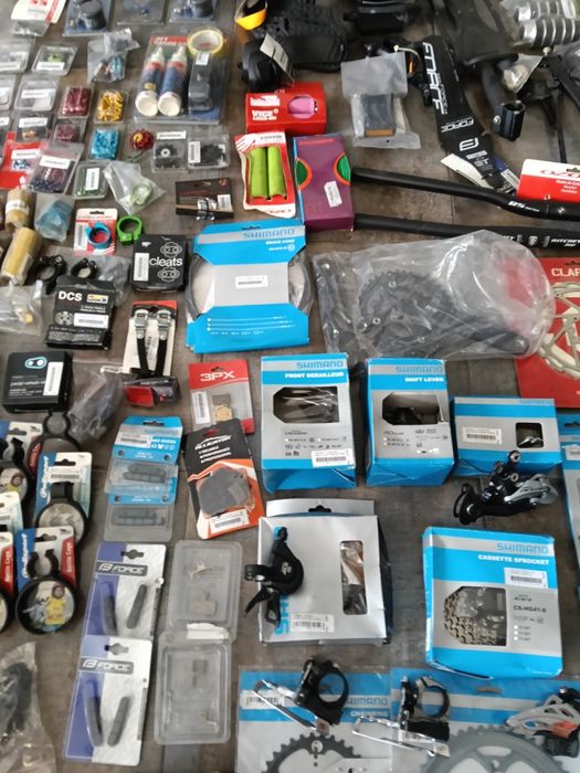 Liquidação de material de ciclismo,