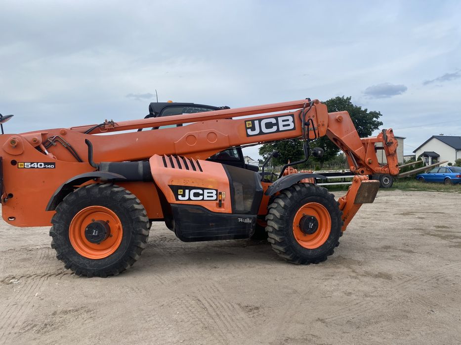 Ładowarka teleskopowa 540-140  JCB przebieg 3800