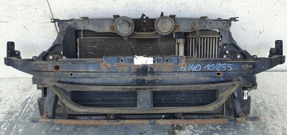 hyundai i40 1 25380-3zxxx crdi pas przedni