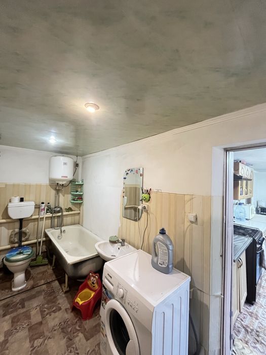 Продаж будинку м. Верхівцеве з гаражем в центрі СЕРТИФІКАТ