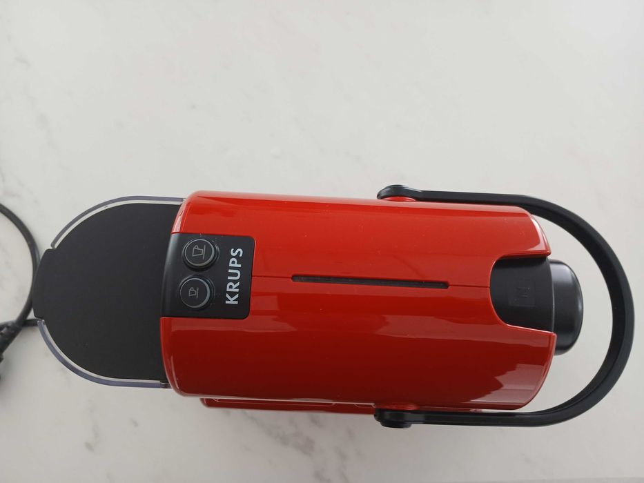 Máquina de Café KRUPS Nespresso Inissia XN1005
