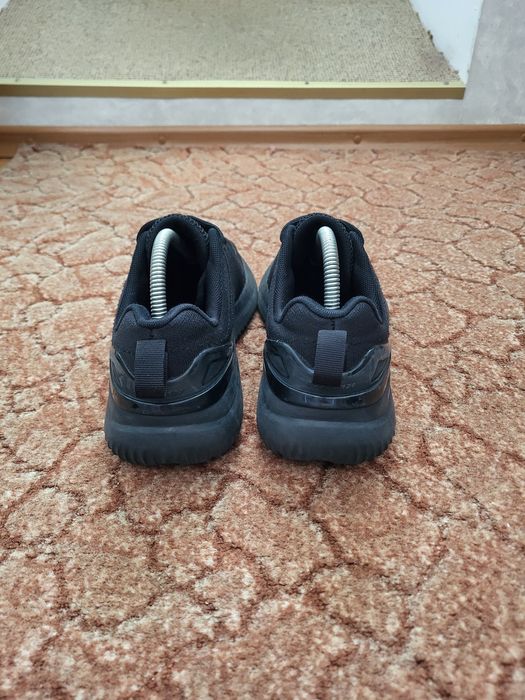 Оригинальные мужские кроссовки Skechers