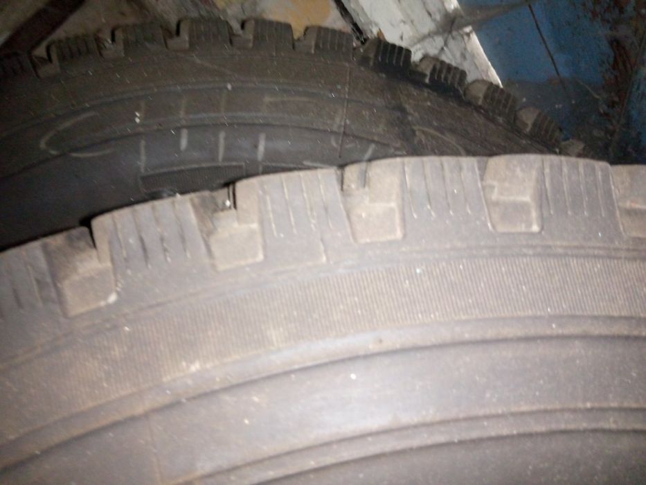 Покришки TRIANGLE 315/80R22,5.для фури