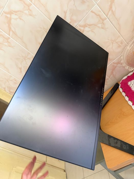 monitor de gaming Alienware AW2521HF de 24,5 polegadas