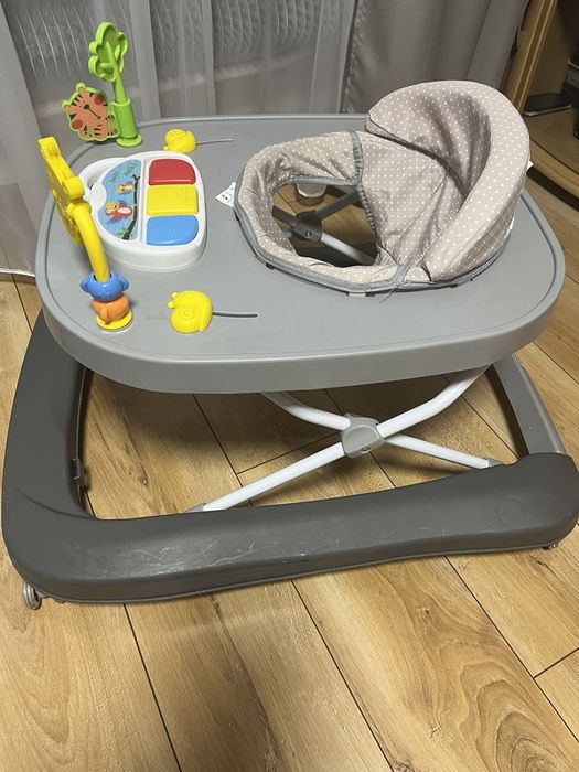 Chodzik dla dziecka 4baby