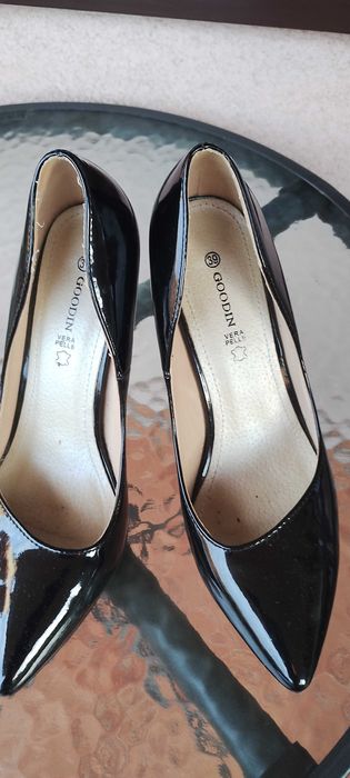 Czółenka damskie Goodin Vera Pelle – rozmiar 39