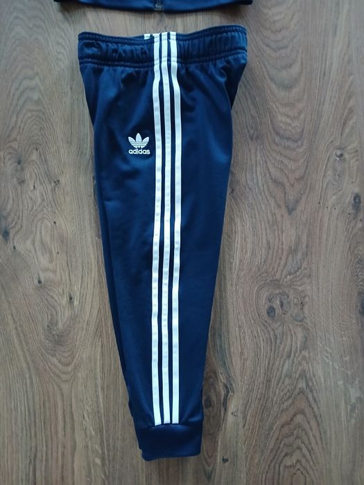 Dres dziecięcy Adidas Originals granatowy r.104