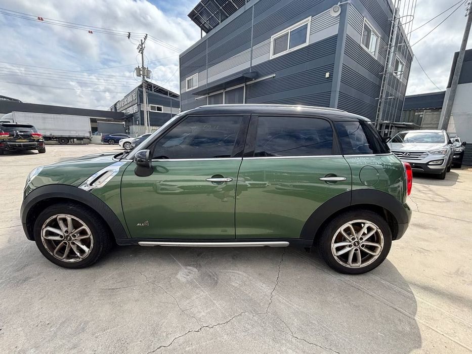 Продам mini cooper Countryman