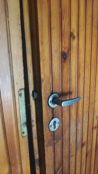 Drzwi drewniane wejsciowe