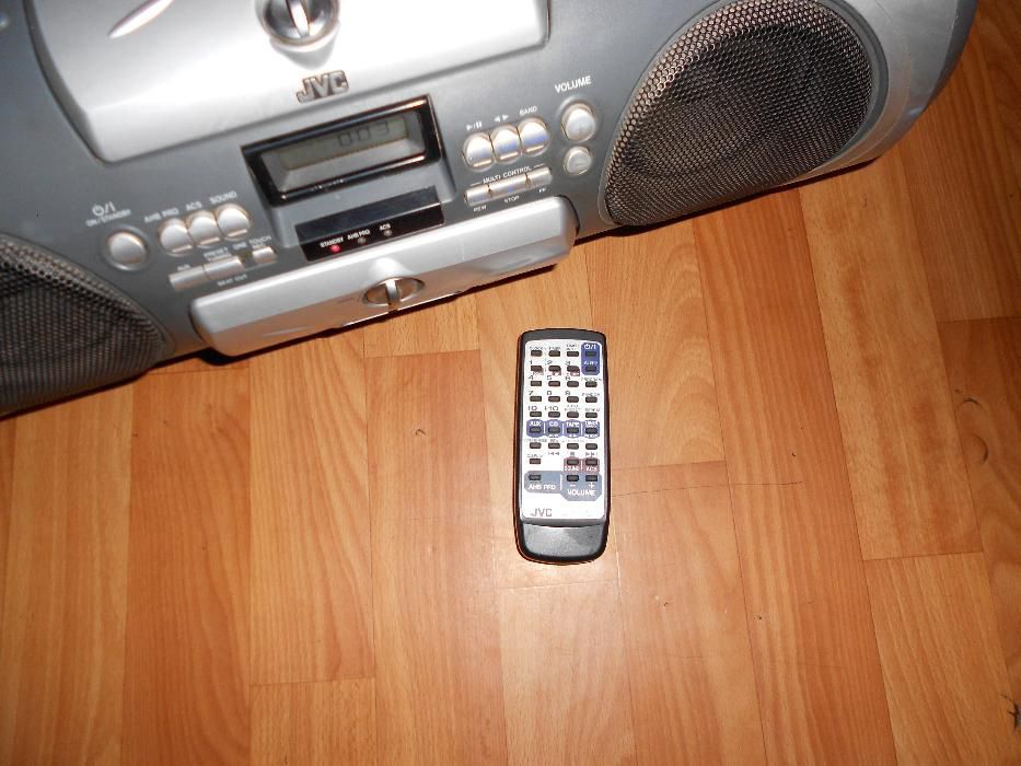 Бумбокс JVC RV-B55