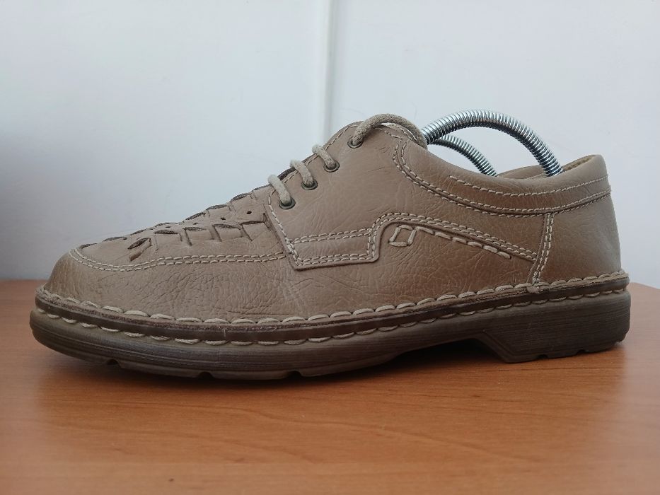 Кожаные туфли фирмы Easy