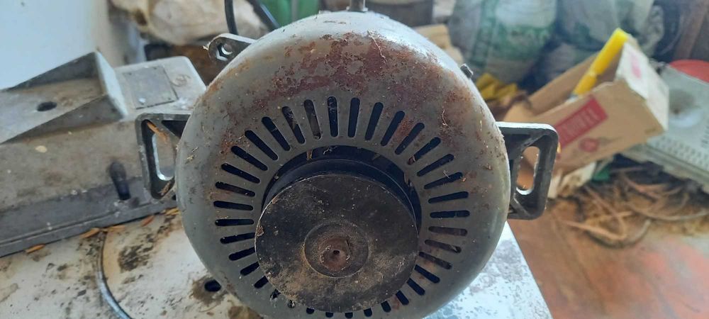 Sprzedam używany silnik