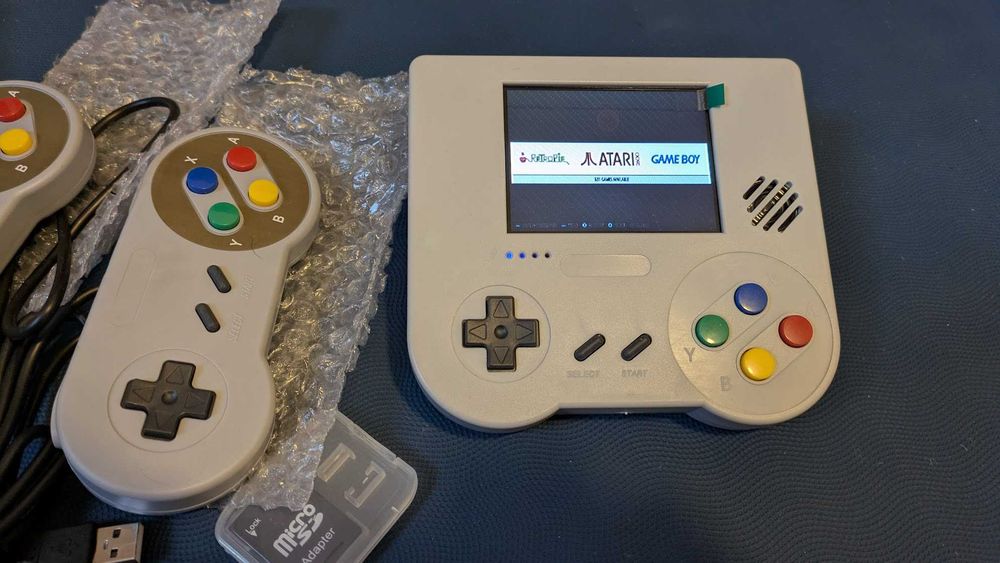Konsola przenośna RaspiBoy do emulacji retro