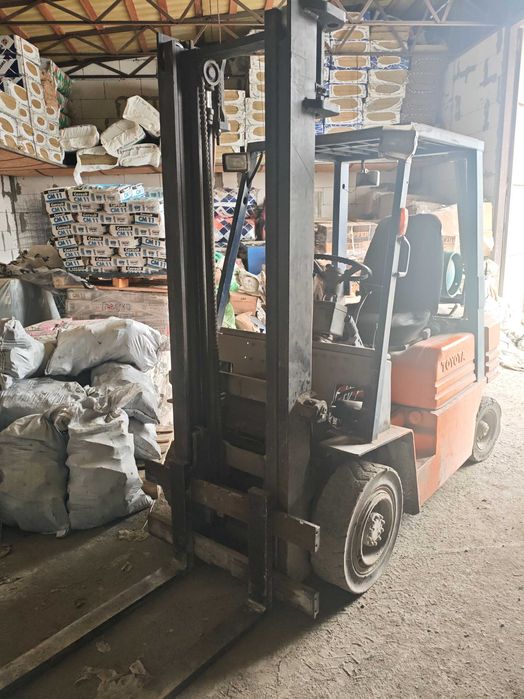 Продам Кару Toyota