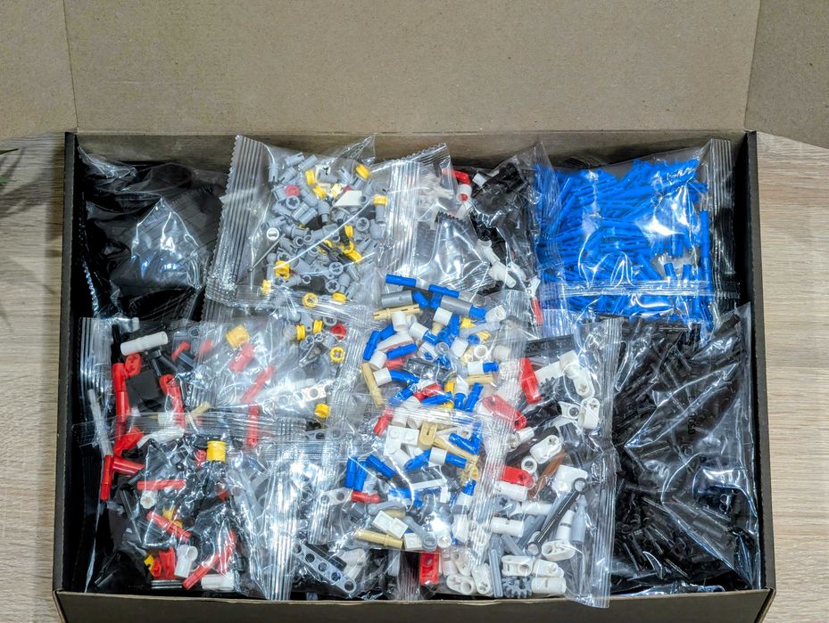 ‼️У КОРОБЦІ‼️Конструктор Porsche 911 RSR Technic / 42096 / Lego 1в1 /
