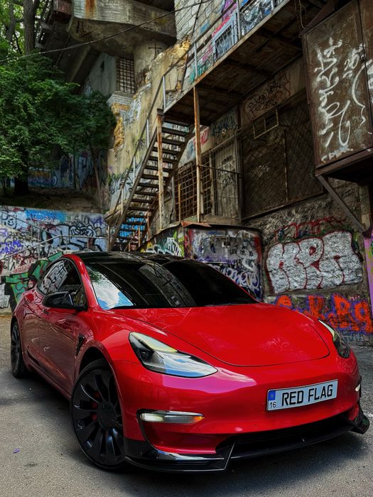 Tesla Mode 3 Perfomance 2022