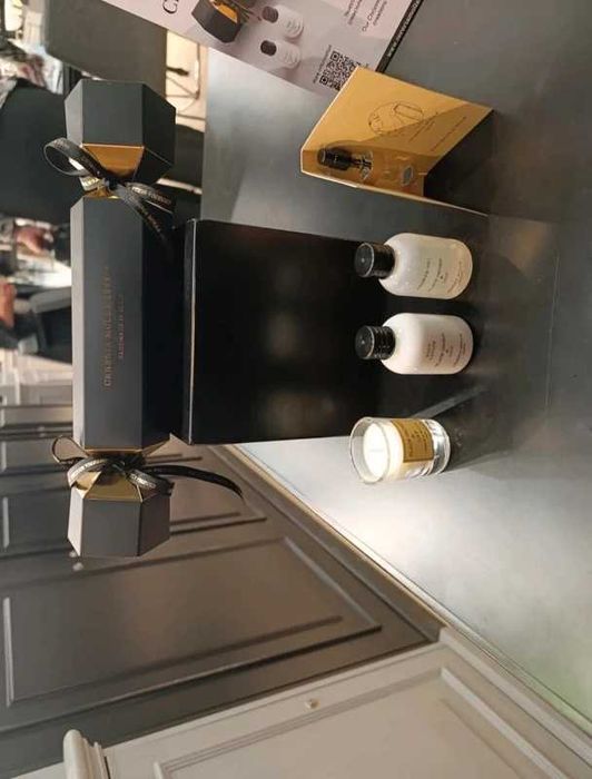 Cracker Set Black - Orchid & Lily - Cereria Molla