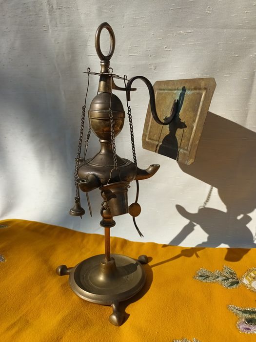 Candeia e seus penduricalhos