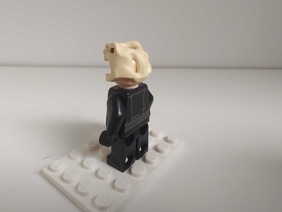 LEGO hełm czaszka węża