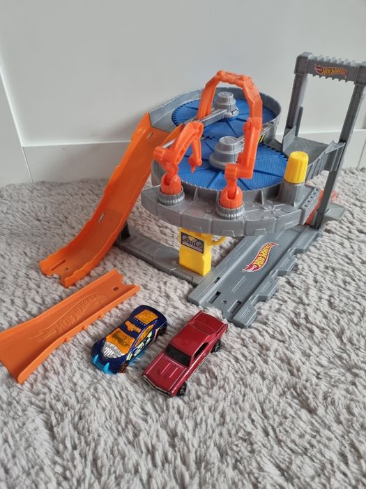 Хот Вилс! Car factory Hot Wheels, фабрика машин!