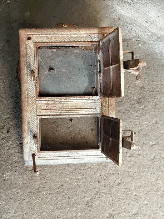 Drzwiczki do pieca kaflowego