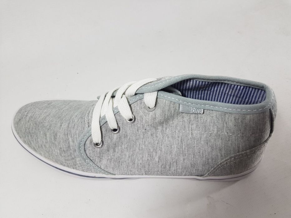 PIER ONE TRAMPKI damskie rozmiar 39 OKAZJA