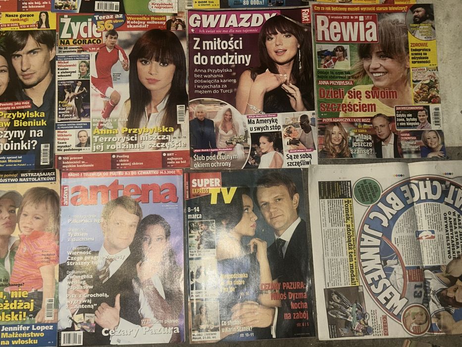 Czasopisma z ANNA PRZYBYLSKA - 23 sztuki