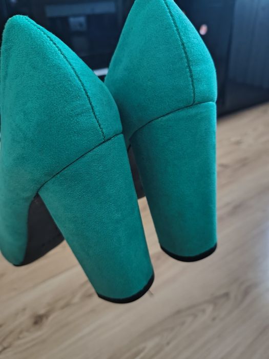 Nowe buty Mohito r.41 zielone