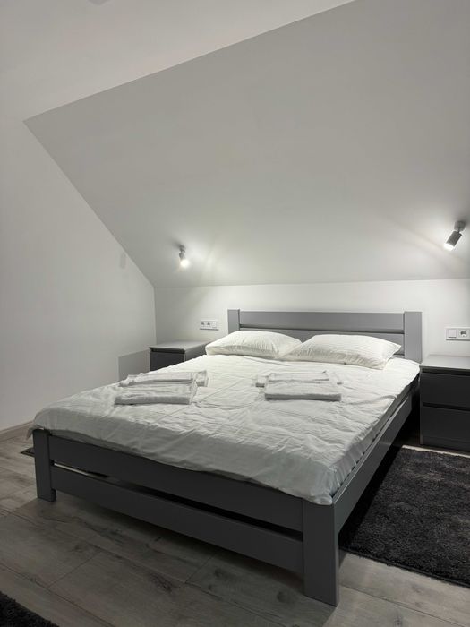 Оренда житла Велятино. Будинок/Кімнати для сімейного відпочинку