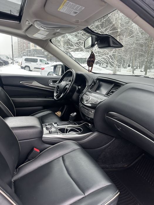 Infiniti QX60 2019 рік