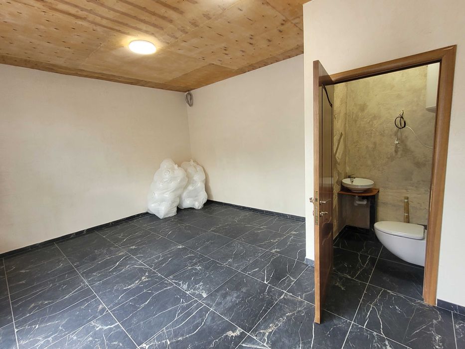 Продаж окремо стоячої будівлі 21,7 м², BAZAR&VOKZAL. Буча