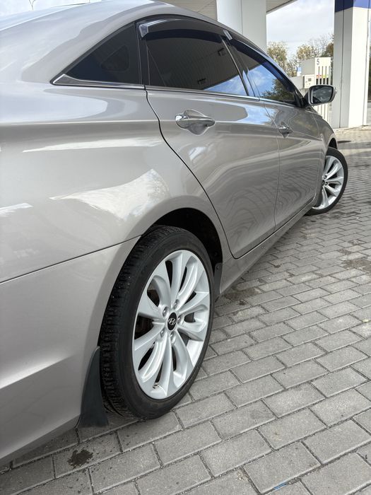 Продам Hyundai Sonata