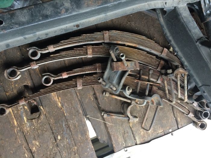 ГАЗ 69 шасси,рама,мосты,ресоры,стремянки,серьги,кпп,рк,повор кулаки