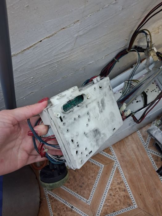 Пральна машинка на запчастини,  двигун