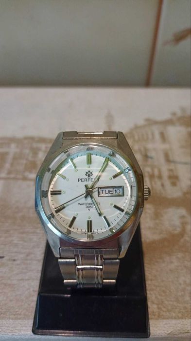 Zegarek Perfect data