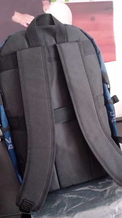 Mochila Reebook e da Marvel novas