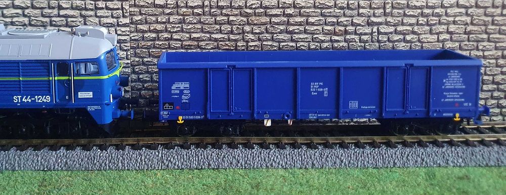 Rivarossi HRS6303  Wagon węglarka Eaos PCC Rail