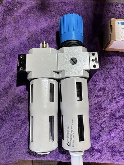 FESTO Блок підготовки повітря FRC-1/2-D-MIDI-A