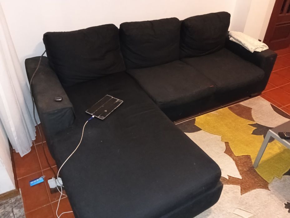 Sofá com chaise long