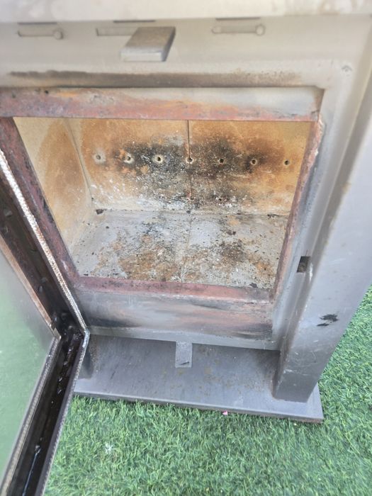 Vendo salamandra em segunda mão