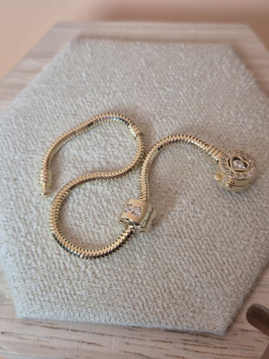 Złoty charms Stoper okrągły z białymi cyrkoniami 585