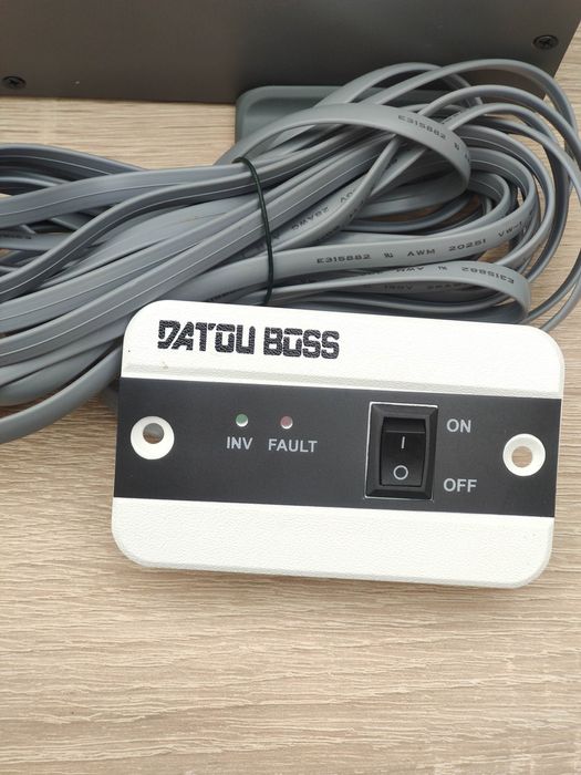 Інвертор DATOUBOSS 1500 Вт з чистим синусом