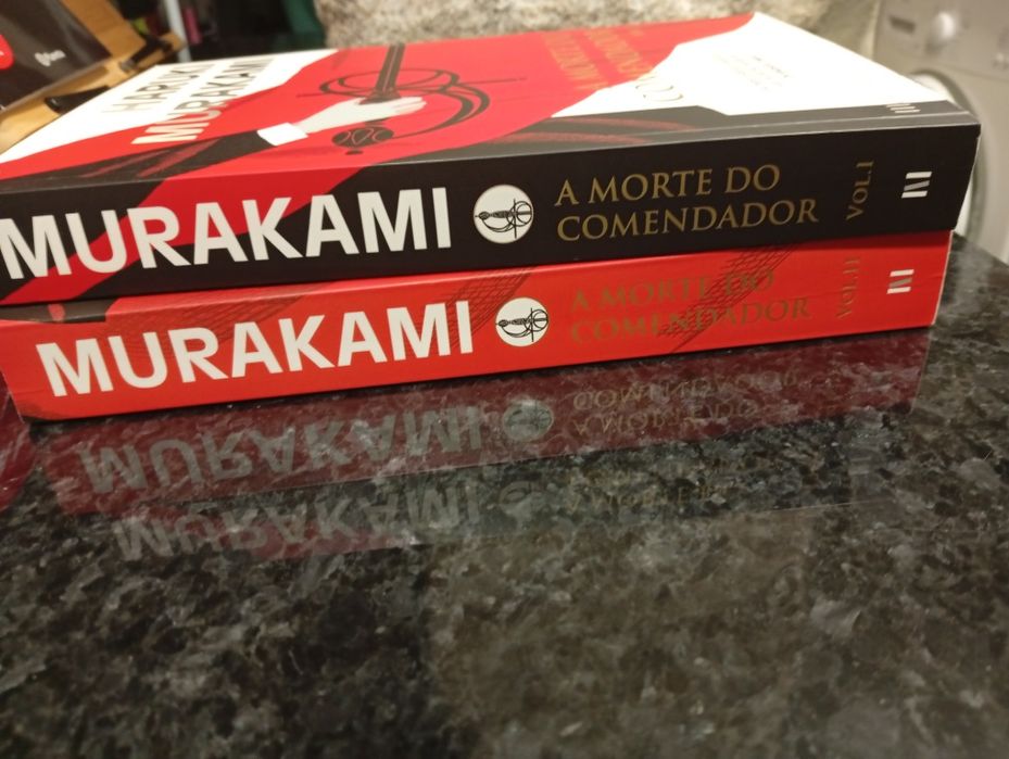 Vendo livros "A Morte do Comendador", de Haruki Murakami
