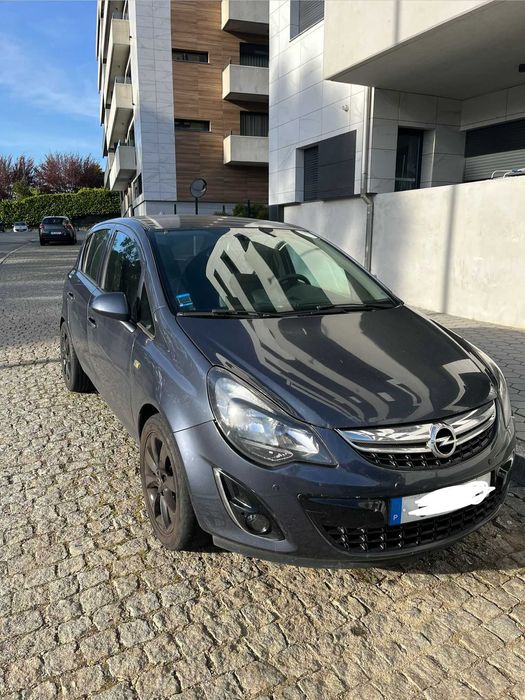 Opel Corsa 1.3 CDTI Cosmo 90cv – 5P, Muito Económico