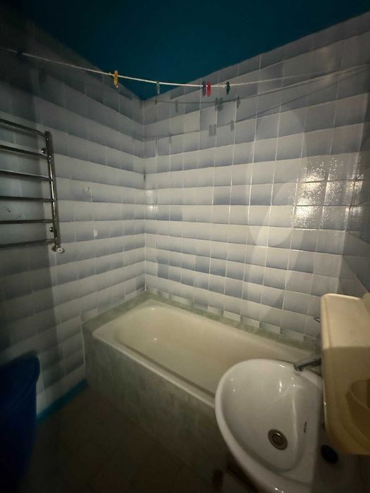 Продаж 2-кімнатної квартири в смт Рокитне, Київська область