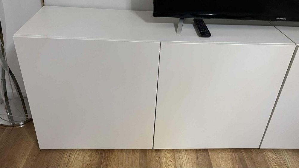 Zestaw szafek modułowych Ikea model Besta