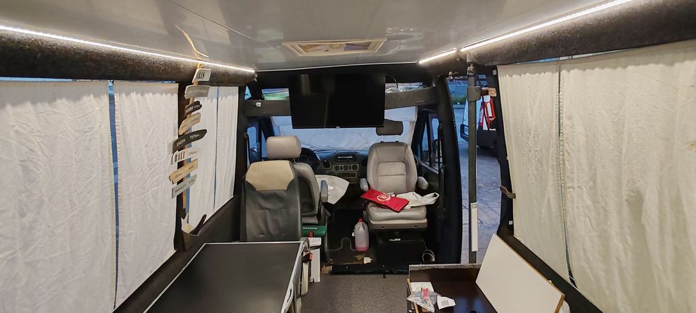 Auto caravana Mercedes Sprinter 413 CDI – Pronta Para Viajar