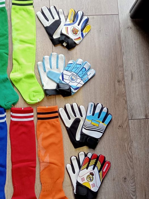 Гетры детские ЛЁГКИЕ (размер 27-34,32-39,40-45) футбольные (за пару)